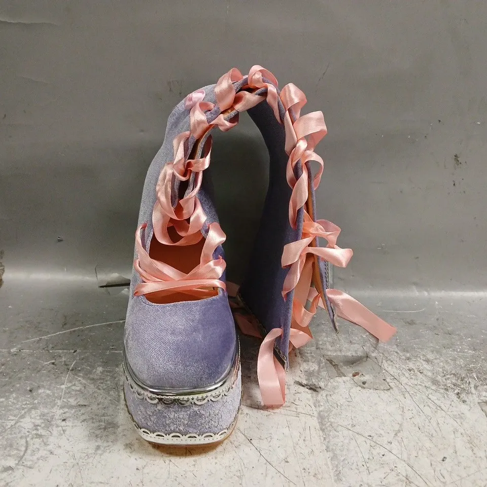 BOXED PAIR OF KOI GUILTLESS GHOST LACE UP PLATFORM LONG BOOTS IN LILAC SIZE UK 6