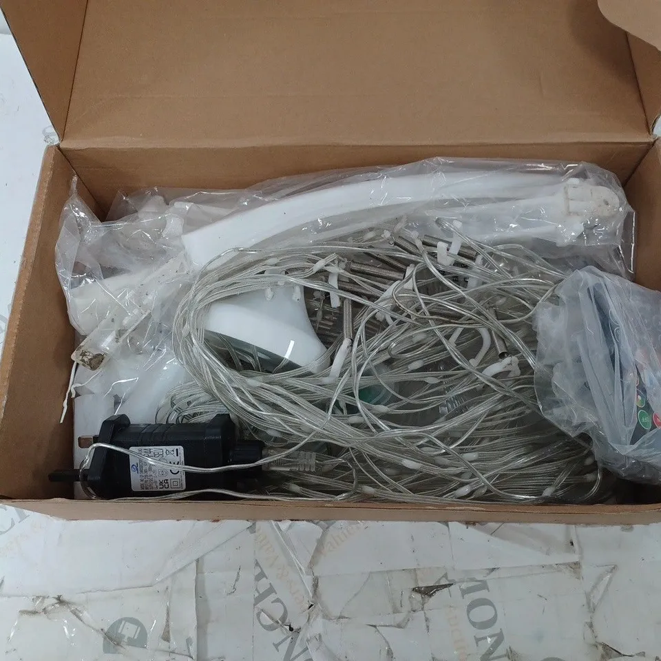 BOXED FLIPO INDOOR/OUTDOOR CHRISTMAS TREE LIGHT