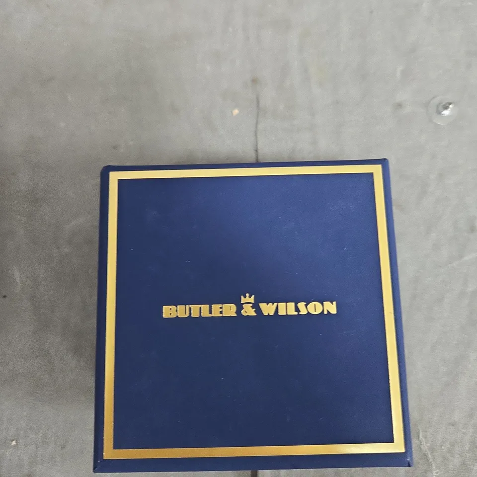 BUTLER & WILSON CRYSTAL STARBURST STUD EARRINGS WITH BLUE CENTRE STONE