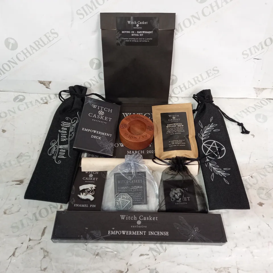 WITCH CASKET GIFT BOX