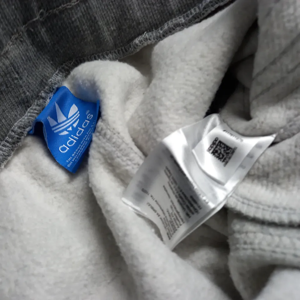 ADIDAS GREY SWEAT PANTS - SIZE UNSPECIFIED