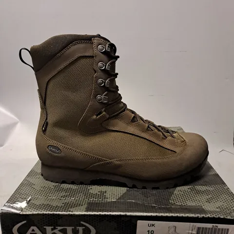 BOXED AKU PILGRIM HL GT COMBAT BROWN BOOTS - UK 10