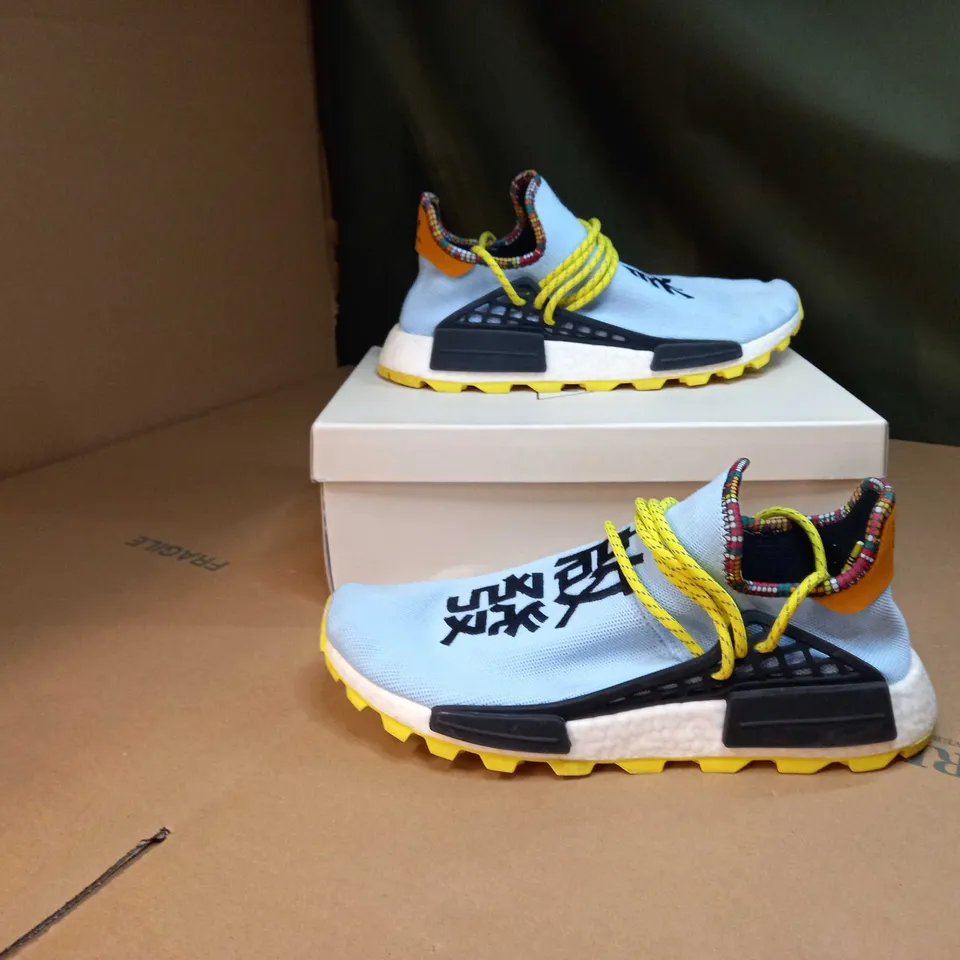 BOXED PAIR OF PHARELL WILLIAMS ADIDAS TRAINERS SIZE 10