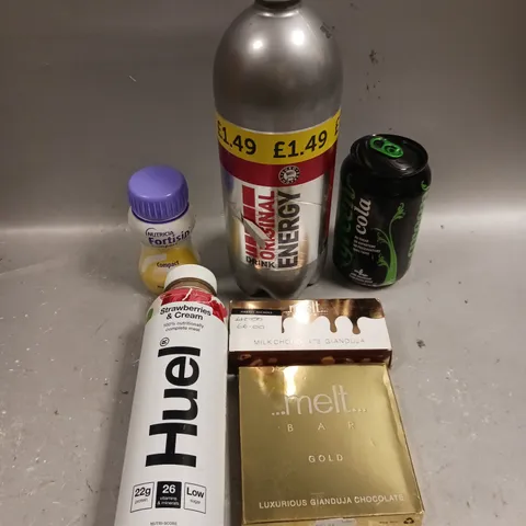 APPROXIMATELY 15 X ASSORTED FOOD/DRINK PRODUCTS TO INCLUDE GREEN COLA, MELT BAR, HUEL MEAL DRINKS ETC - COLLECTION ONLY