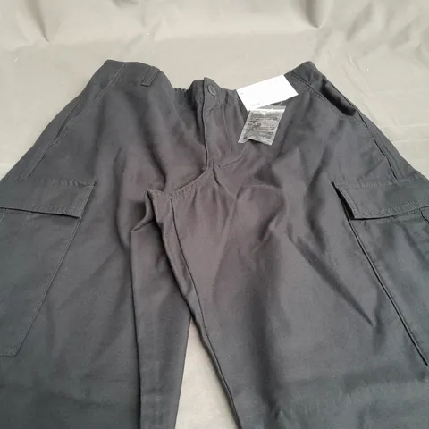 UNIQLO DARK GRAY WOMENS WIDE CARGO TROUSERS - MEDIUM
