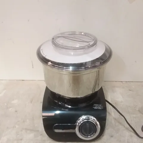 BOXED COOKS ESSENTIALS BLENDER - BLACK/CHROME
