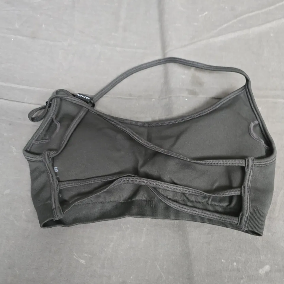 BO&TEE BLACK SPORTS TOP – SIZE M (UK MEDIUM)