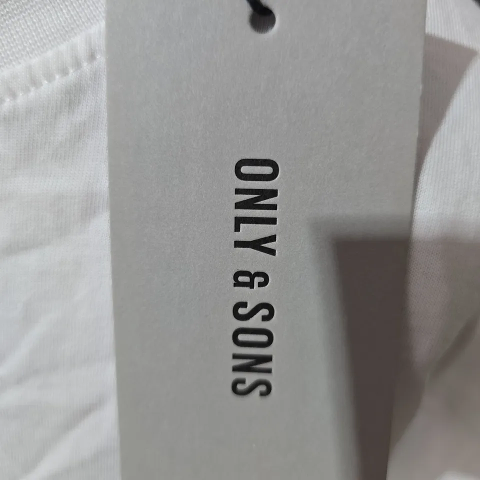 ONLY AN SONS WHITE T-SHIRT WITH PANCAKE GRAPHIC – UK L 