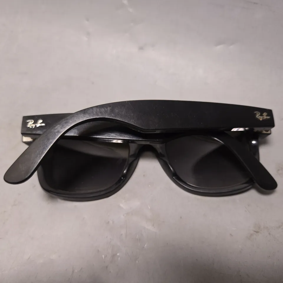 BOXED RAY BAN META WAYFARER SUNGLASSES 