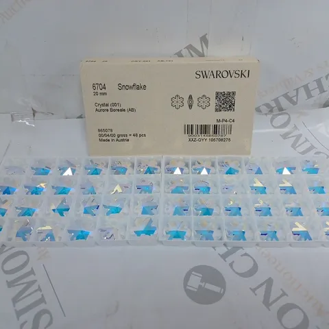 BOXED SWAROVSKI CRYSTAL AURORE BOREALE SNOWFLAKES PENDANTS