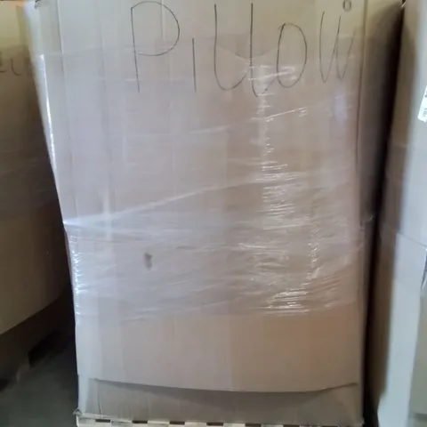 PALLET CONTAINING A LARGE QUANTITY OF PILLOWS 