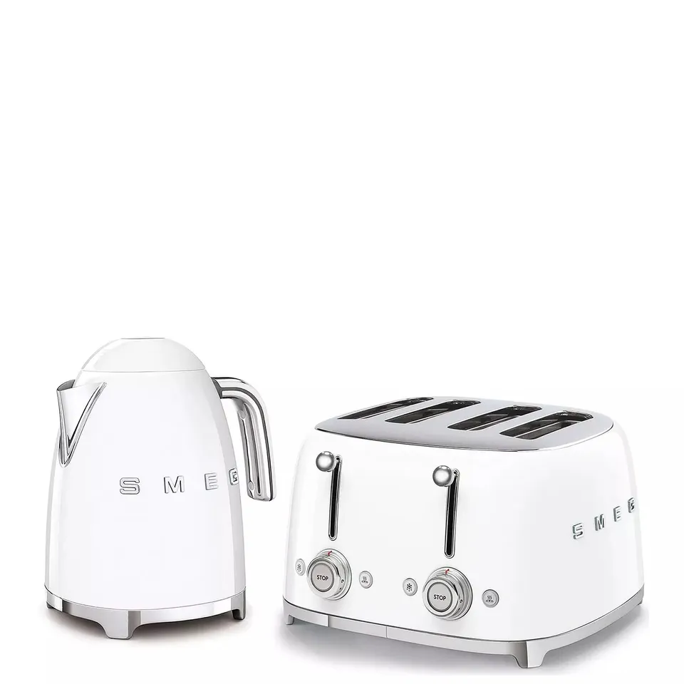 BOXED SMEG 50'S STYLE KETTLE KLF03WHUK AND 4-SLICE TOASTER
