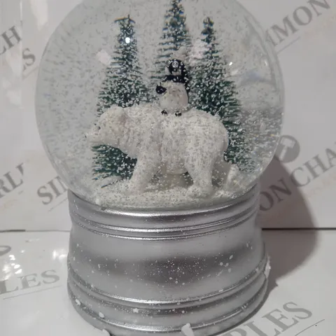 BOXED SANTA EXPRESS CHRISTMAS CHARACTER MUSICAL WATER SPINNER POLAR BEAR