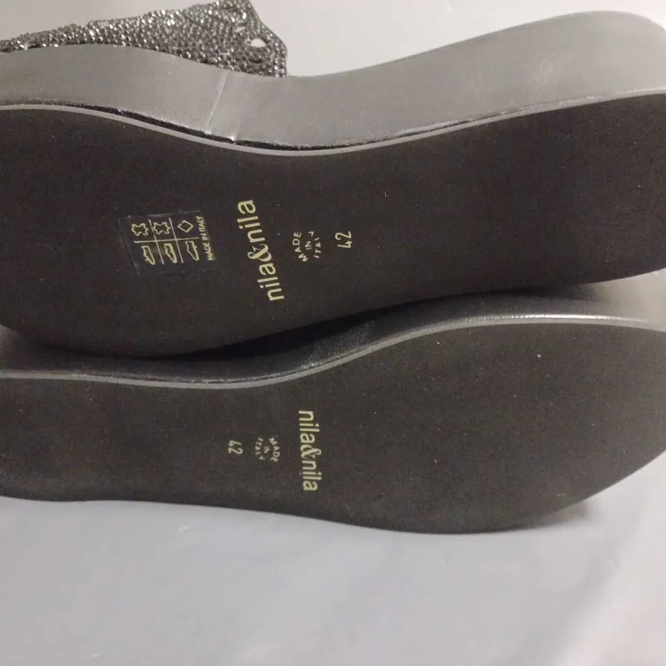 PAIR OF NILA & NILA OPEN TOE SEQUIN SHOES - 42