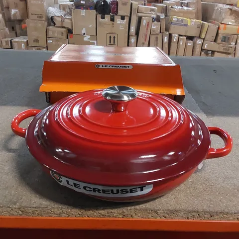 BOXED LE CREUSET SIGNATURE SHALLOW CASSEROLE 22CM