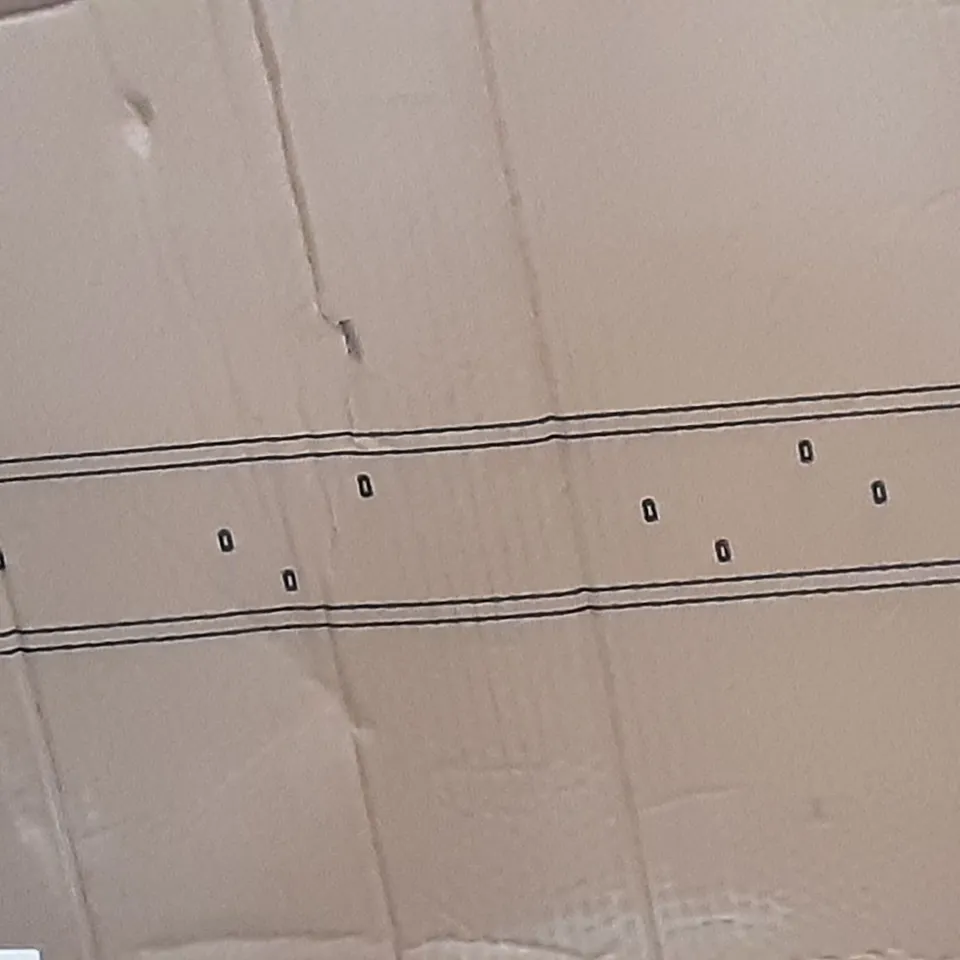 BOXED SHELF 180 CM WHITE - H1.5 X W180 X D36 CM 