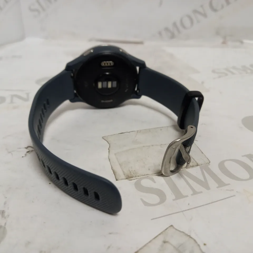 GARMIN VENU HEALTH TRACKER WATCH