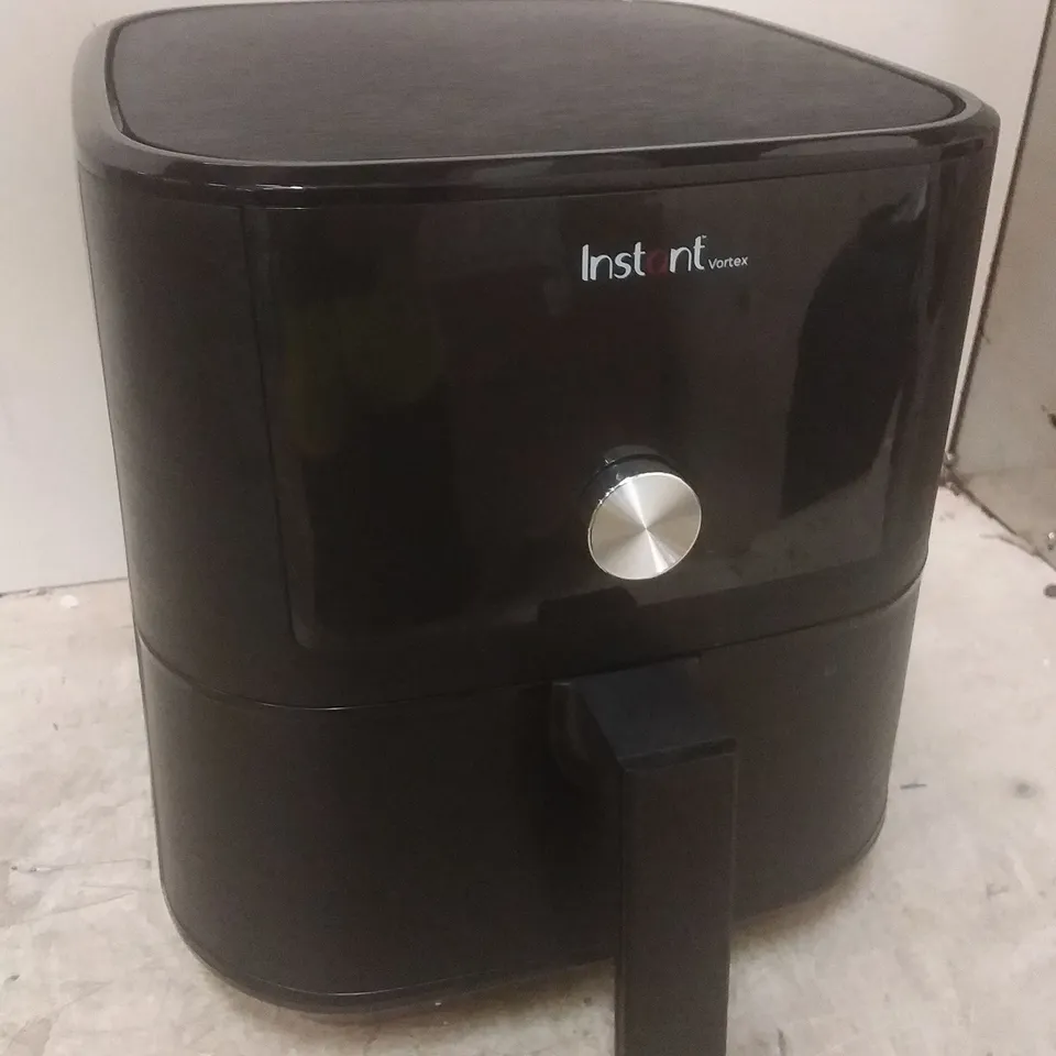 INSTANT POT VORTEX AIR FRYER