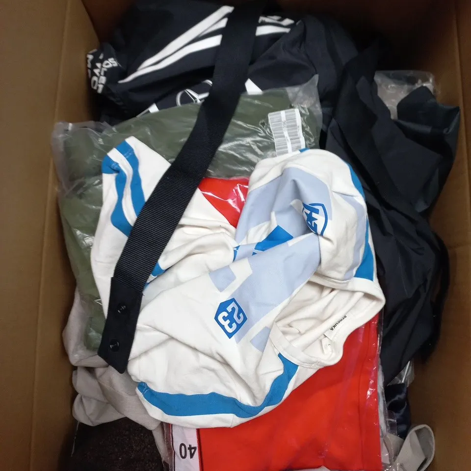 LARGE BOX OF APPROXIMATELY 25 ASSORTED CLOTHING ITEMS IN VARIOUS COLOURS, STYLES AND SIZES - COLLECTION ONLY