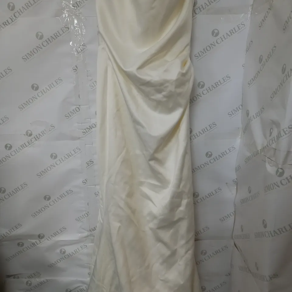 BOXED BRIDAL HOUSE EB EMILIE OFF WHITE DRESS - LARGE