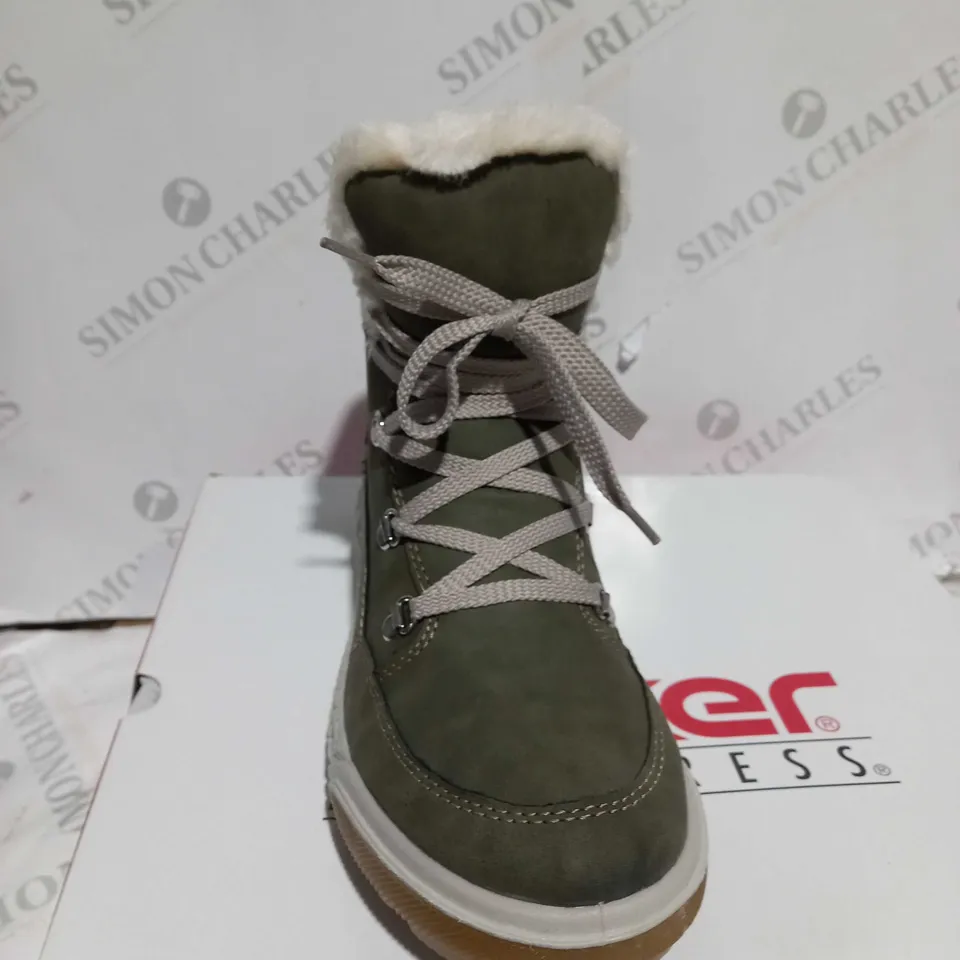 BOXED PAIR OF RIEKER WARM HIKING BOOTS, KHAKI - SIZE 7.5