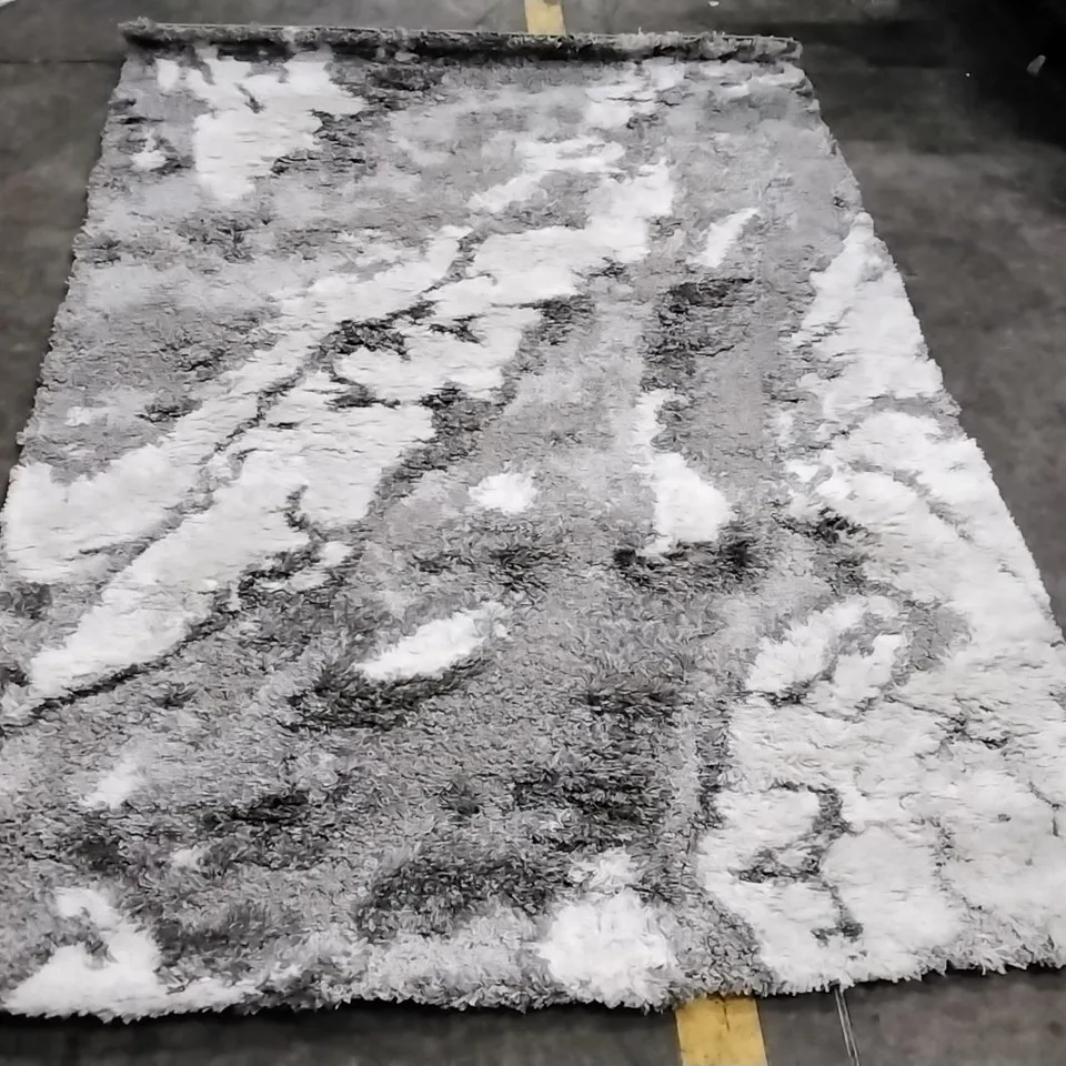 STONEBORO ABSTRACT GREY AREA RUG APPROXIMATELY 220X165CM