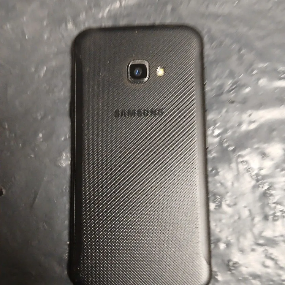 SAMSUNG SMARTPHONE – BLACK - MODEL UNSPECIFIED