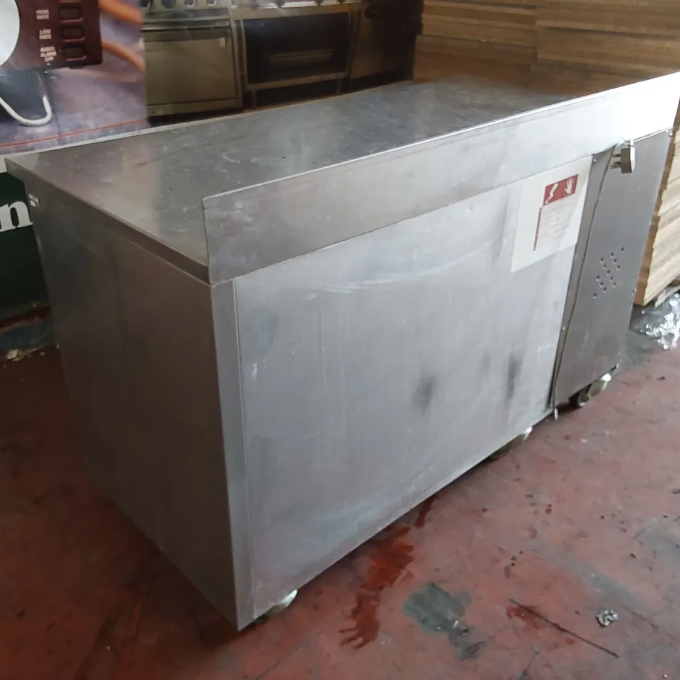 FOSTER COMMERCIAL 2 DOOR REFRIGERATOR CABINET 