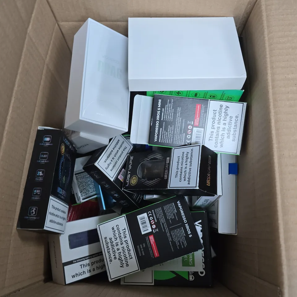 APPROXIMATELY 15 ASSORTED E-CIG PRODUCTS AND ACCESSORIES TO INCLUDE UWELL, VOOPOO, ASPIRE ETC 