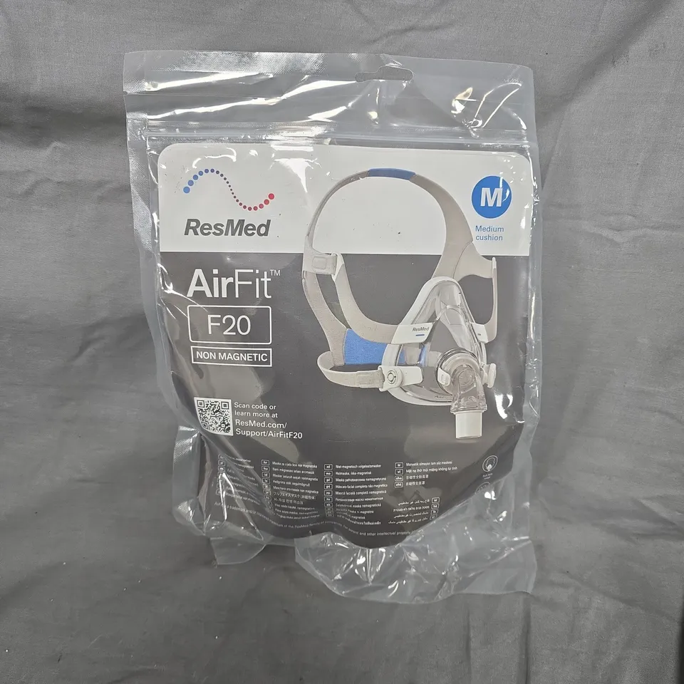 SEALED RESMED AIRFIT F20 - M