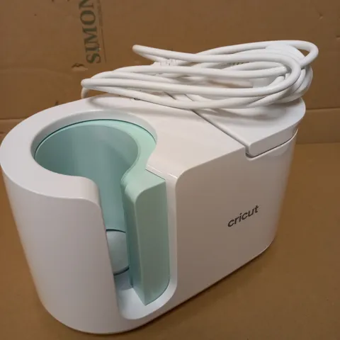 CRICUT MUG PRESS