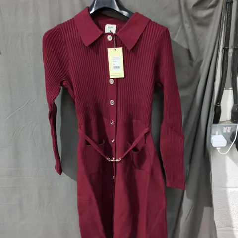 YUMI YM4316B BURGUNDY RIBBED KNIT DRESS, SIZE M, WITH WAIST BELT