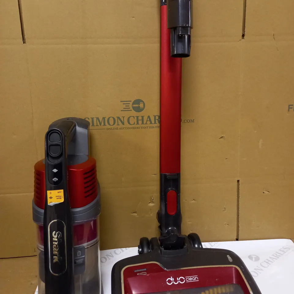 SHARK ANTI HAIR WRAP CORDLESS STICK VACUUM CLEANER