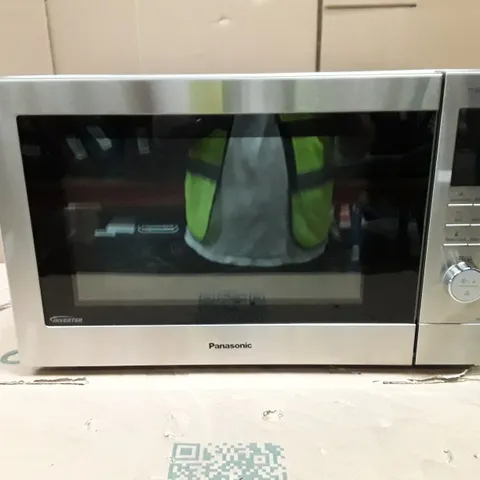 PANASONIC MICROWAVE NN-CD88QS