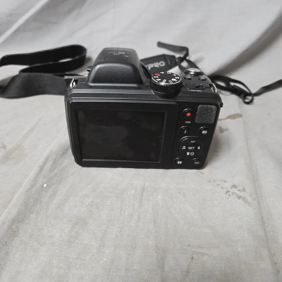 KODAK PIXPRO AZ425 DIGITAL CAMERA