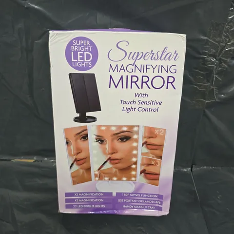 BOXED SUPERSTAR MAGNIFYING MIRROR 
