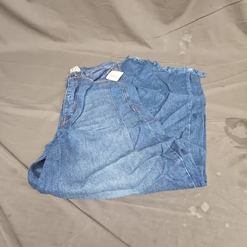 WE THE FREE OLD WEST SLOUCHY JEANS IN NAVY/MARINE SIZE 27"