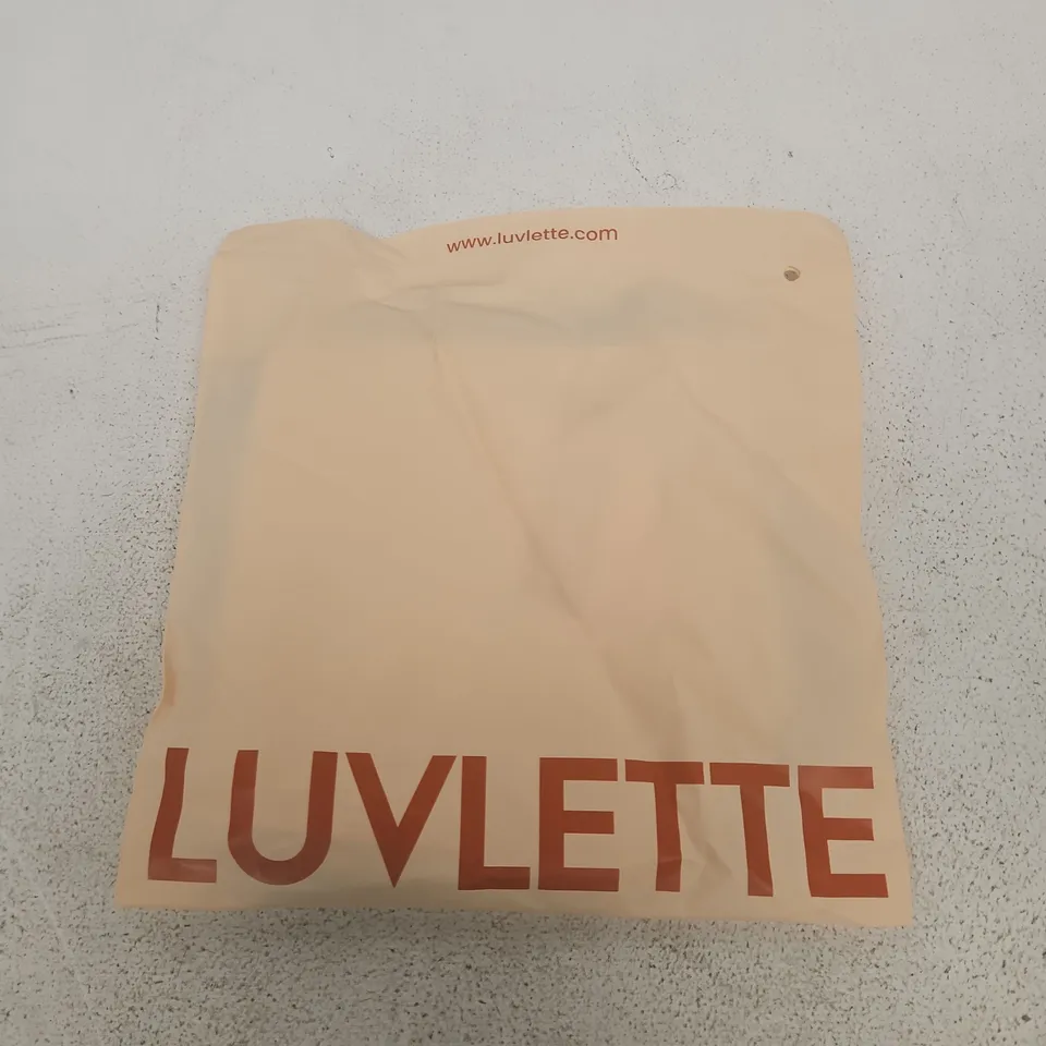 LUVLETTE WOMEN’S BRIEFS – SIZE M