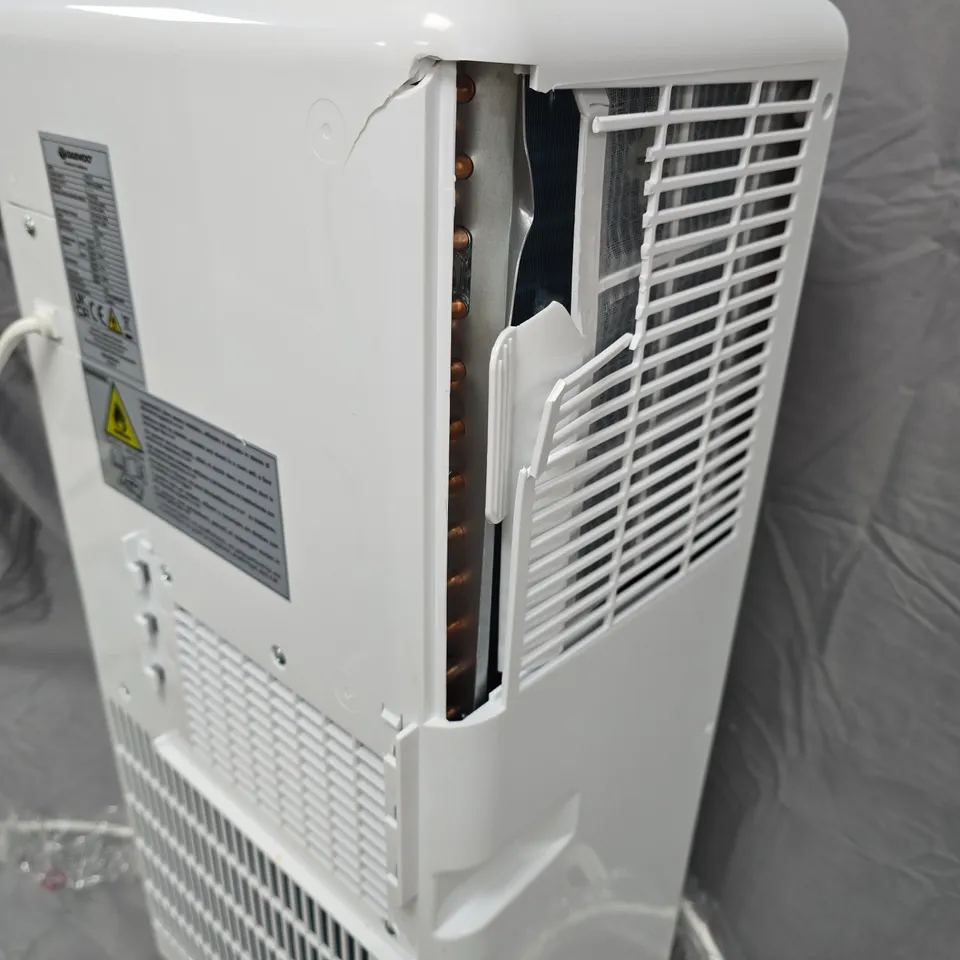 DAEWOO PORTABLE AIR CONDITIONER COL1317 - 7000 BTU/H, 18 KG, 220-240V