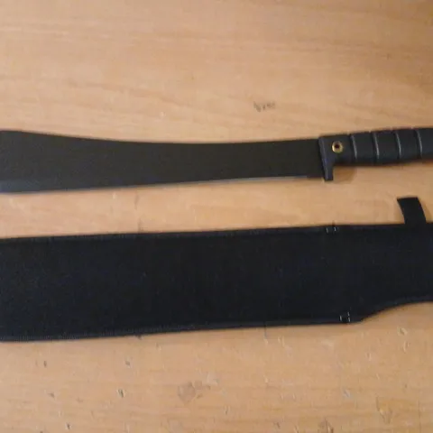 MACHETE-STYLE KNIFE WITH SHEATH – CURVED BLADE, BLACK HANDLE