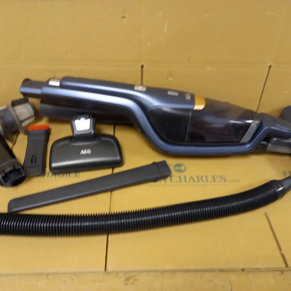 AEG CX7-2-I360 CORDLESS 2-IN-1 STICK VACUUM CLEANER