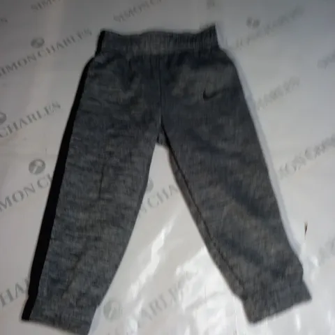 NIKE TRACKSUIT BOTTOMS SIZE 24 MONTHS