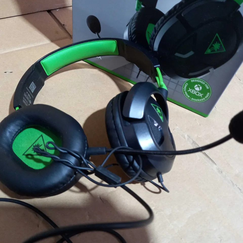 BOXED XBOX TURTLE BEACH WIRED HEADSET