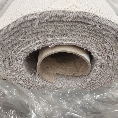 ROLL OF QUALITY BURFORD TWIST SUPER 40 CHAPMAN CARPET - APPROXIMATELY 5.5 x 5m