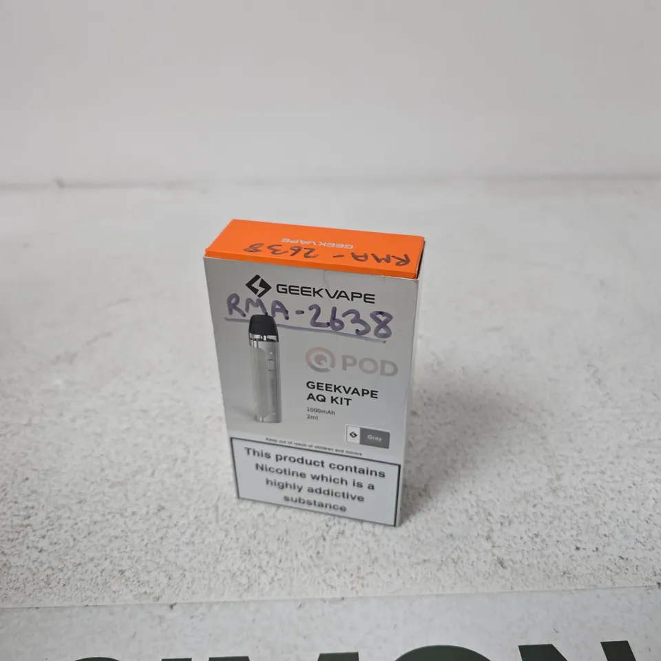 APPROXIMATELY 20 ASSORTED E-CIG PRODUCTS AND ACCESSORIES TO INCLUDE ASPIRE AND GEEK VAPE 