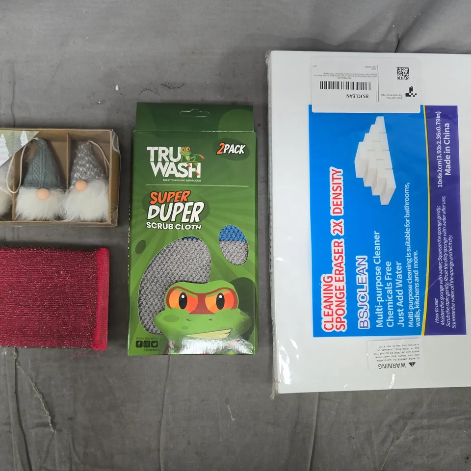 APPROXIMATELY 5 ASSORTED HOUSEHOLD ITEMS TO INCLUDE SCRUB CLOTH, ETC