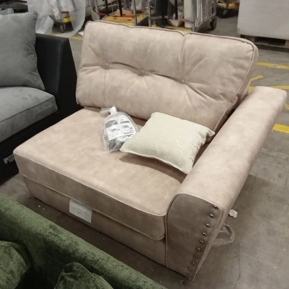 APPROX 5 x ASSORTED DESIGNER INCOMPLETE SOFA PARTS