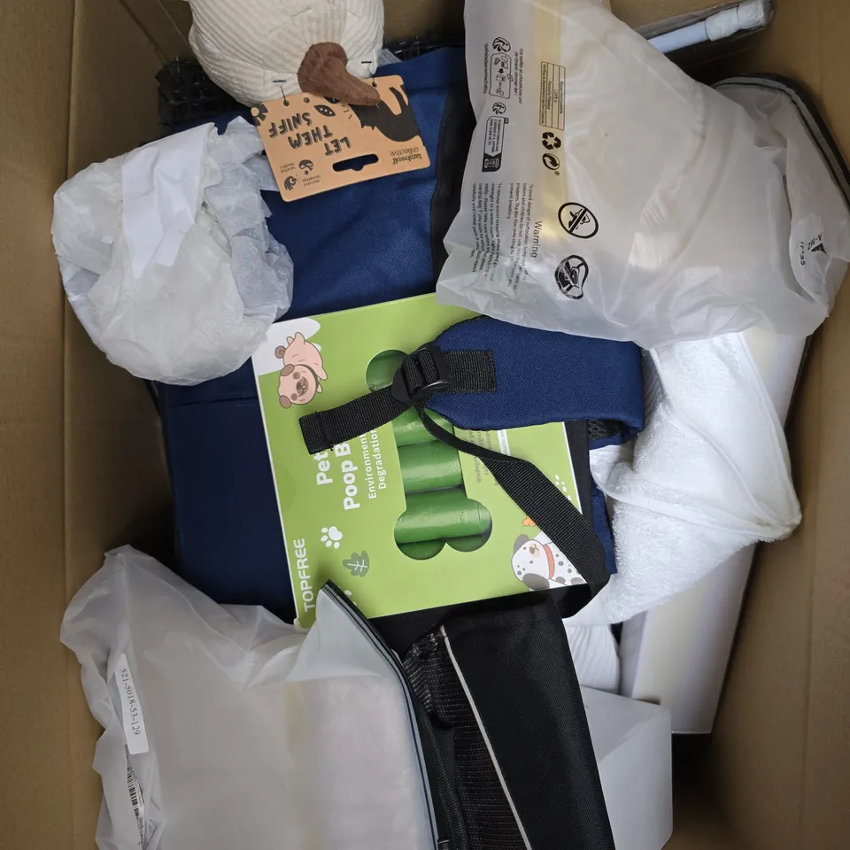 APPROXIMATELY 15 ASSORTED HOUSEHOLD PRODUCTS TO INCLUDE PET TOYS, BACKPACK, TOWELS ETC 