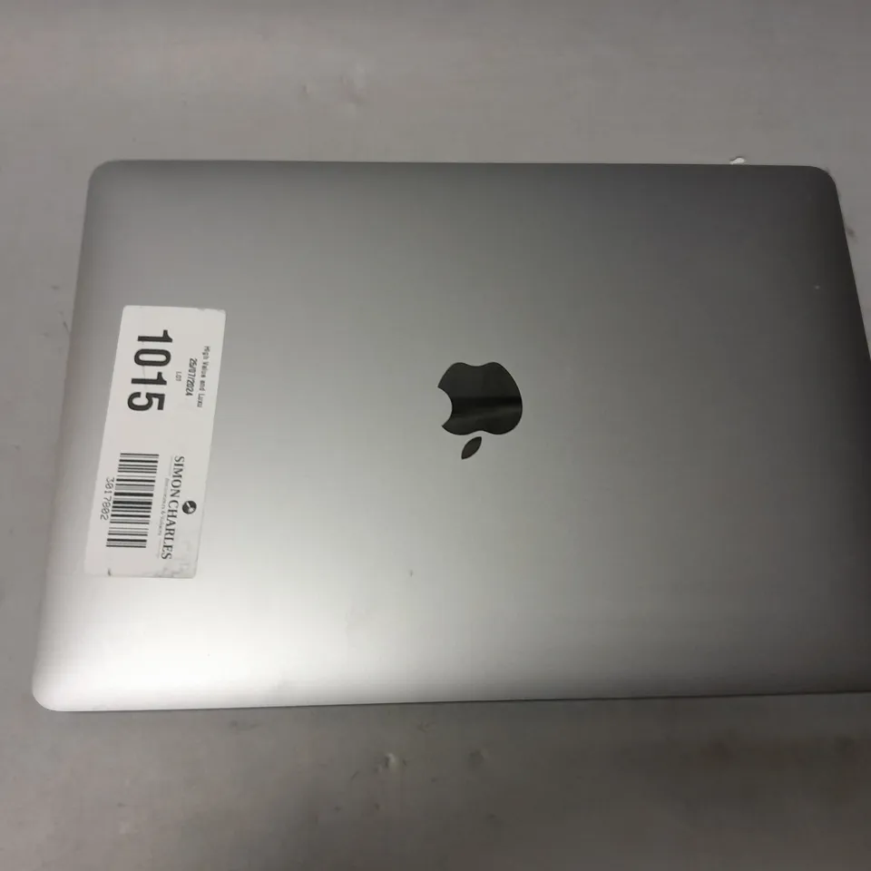 APPLE MACBOOK AIR - A2337 