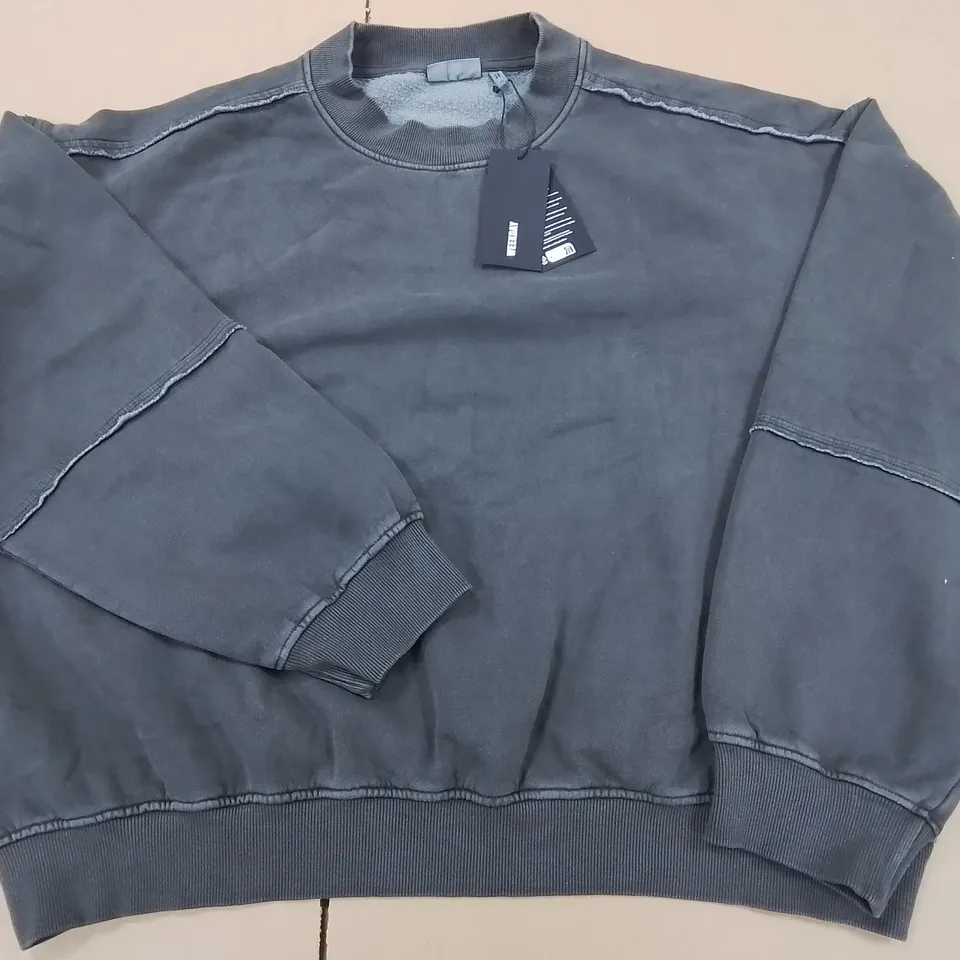 WEEKDAY LIAM SWEATSHIRT IN GREY - XL